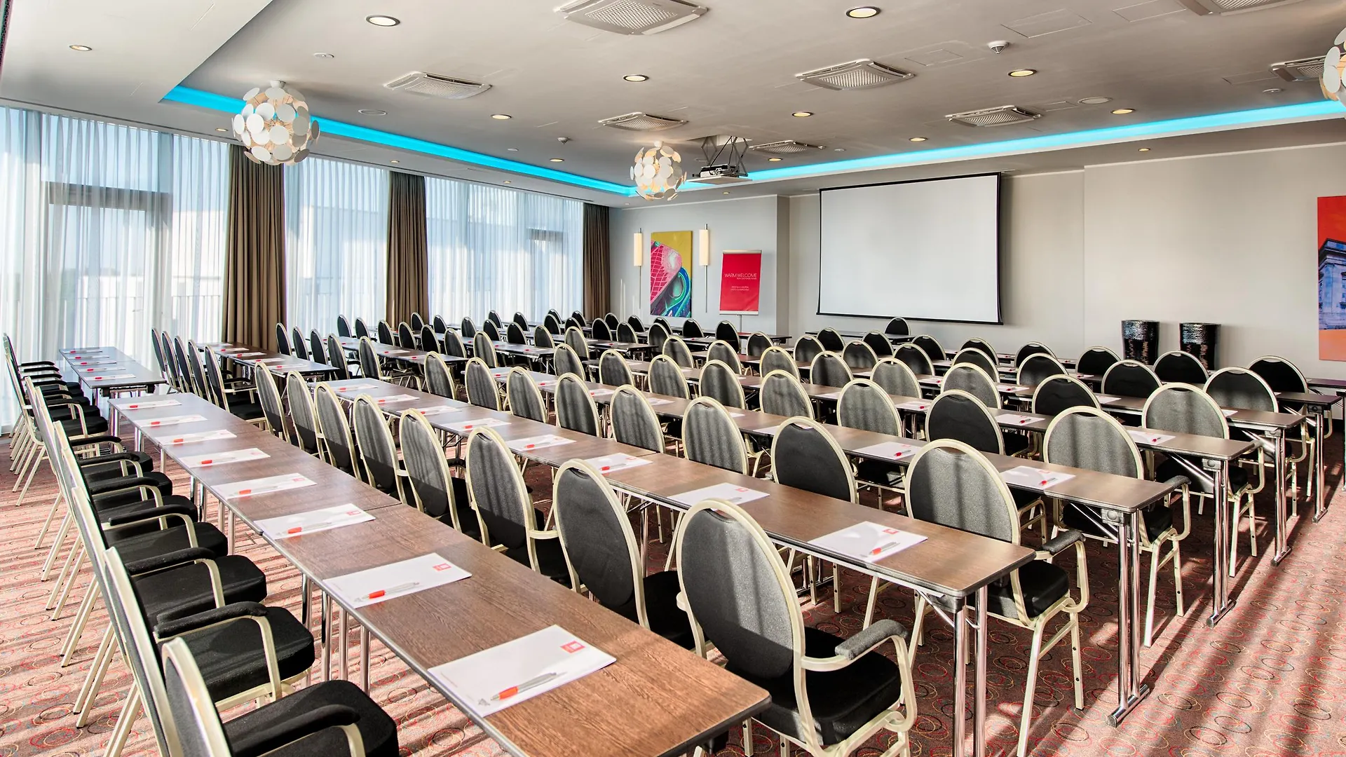 Leonardo Hotel Munich City South 4*,