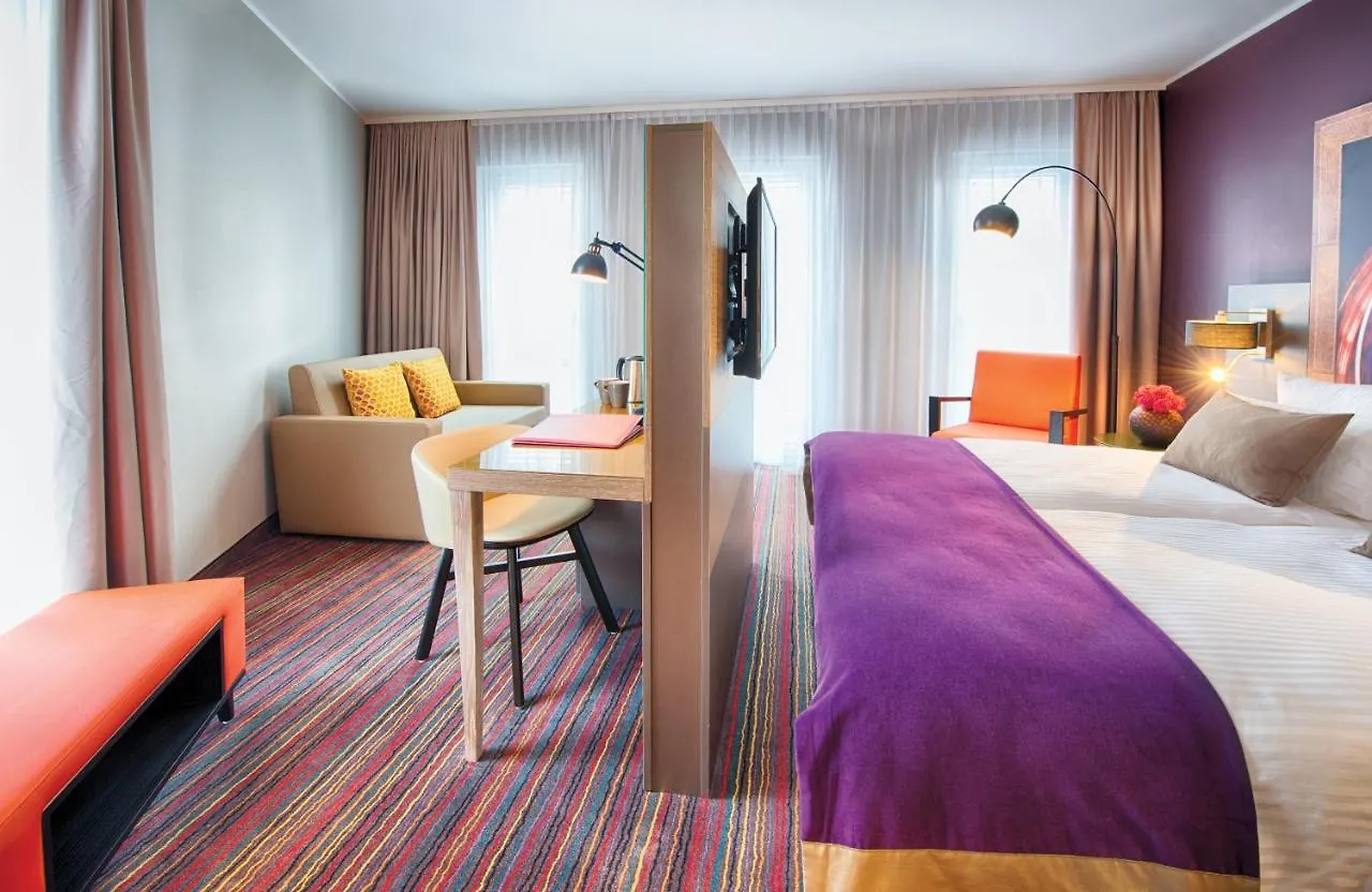 Leonardo Hotel Munich City South 4*,
